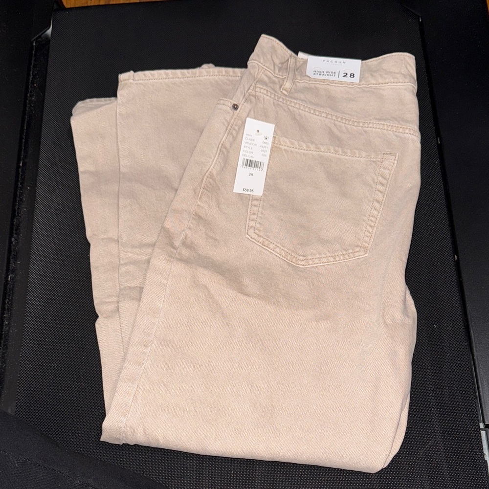 PacSun High Rise Straight Jeans in Cream